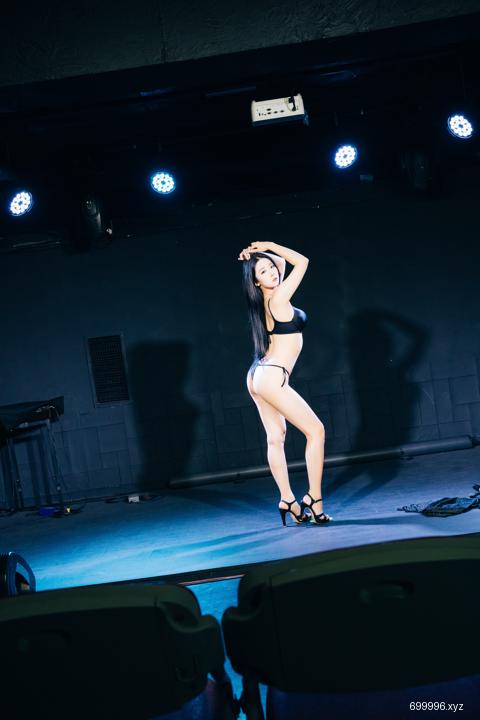  Bomi (보미)  - Covert stage